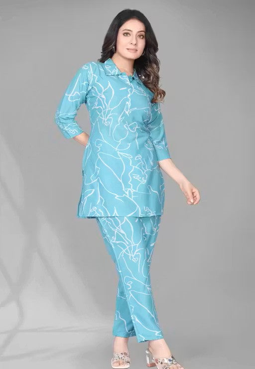 Women and girls top and bottom set