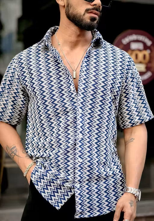 NAVY ZIG-ZAG STRIPED CROCHET SHIRT