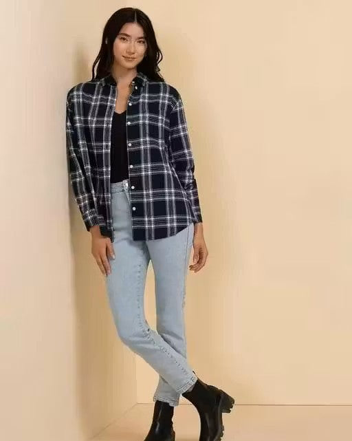 women and girls black shirt