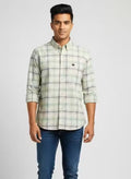 Men Slim Fit Checkered Spread Collar Casual Shirt