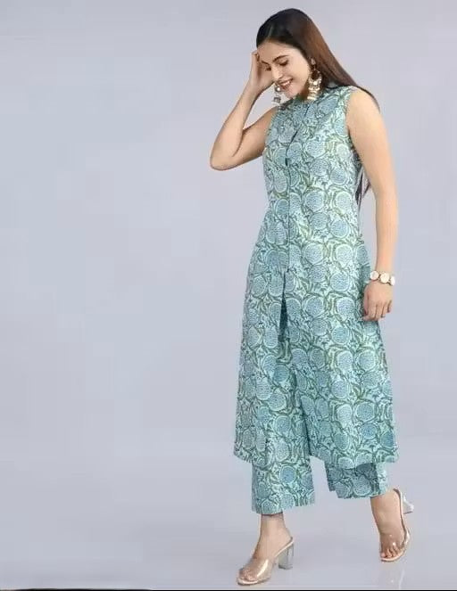 Stylish Rayon Printed sleeveles Kurta With Palazzos Set For Women
